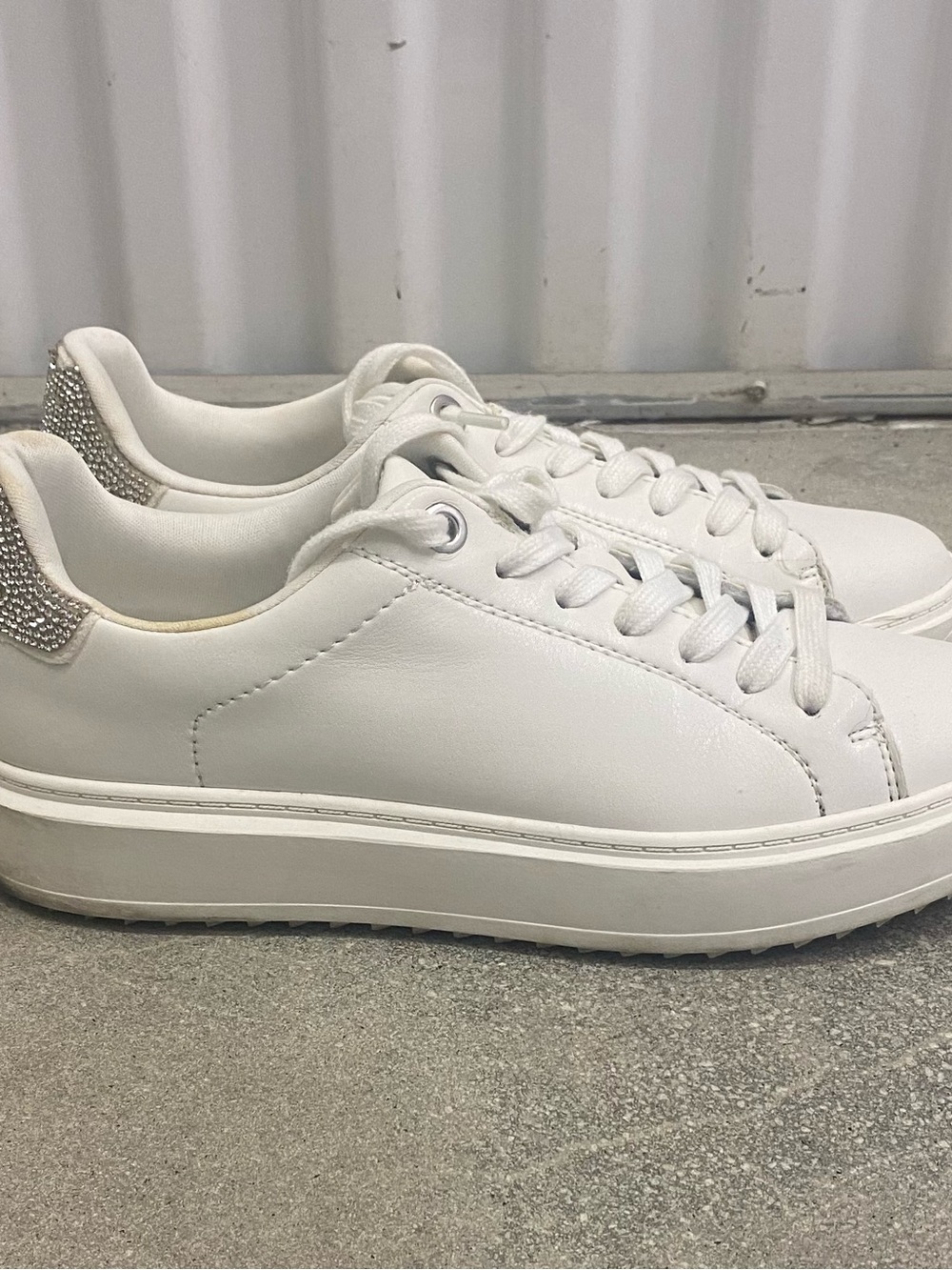 Steve Madden White Platform Leather Sneakers with Rhinestone Heel Accent, Size 9